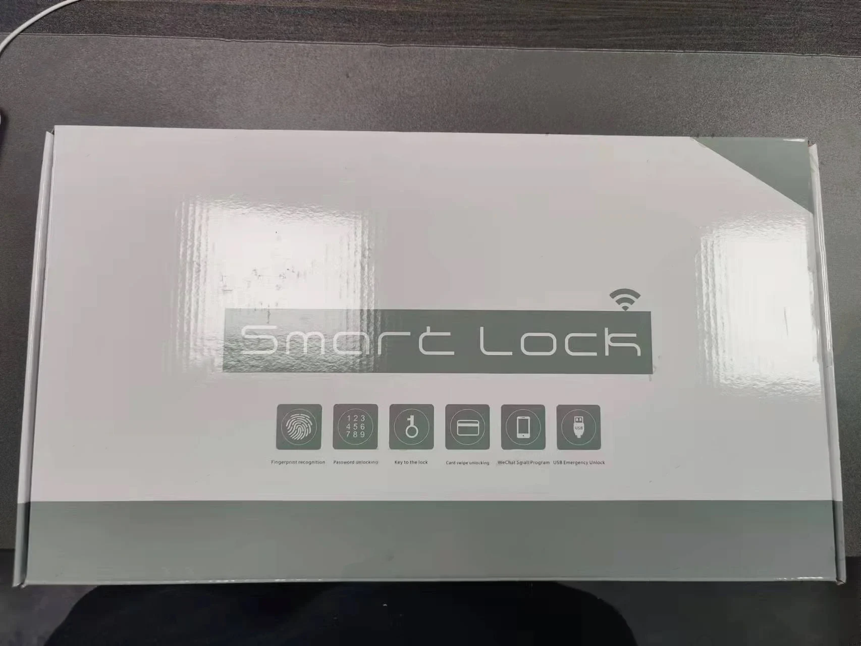 TUYA WIFI 3D Face Recognition Lock with Camera Fingerprint Magnetic Card Password Fully Automatic Smart Lock TUYA WIFI 3D Face Recognition Lock with Camera Fingerprint Magnetic Card Password Fully Automatic Smart Lock